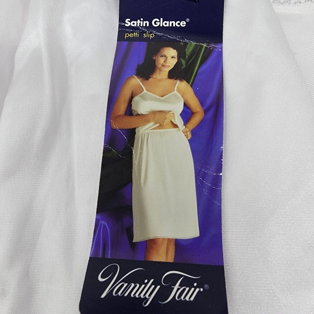 Vanity Fair Satin Glance White Petit Slip